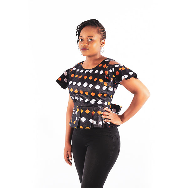 Orente fashions - Moyo Open Back Top {Green}. This sleeveless open back top is fun, sexy and a must have in your summer closet! This top is perfect for a night out to the dance floor. Very versatile, can be worn with a skirt, jeans or some stylish shorts.